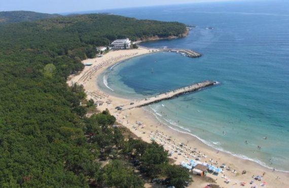 Diamond Hotel Primorsko Bagian luar foto