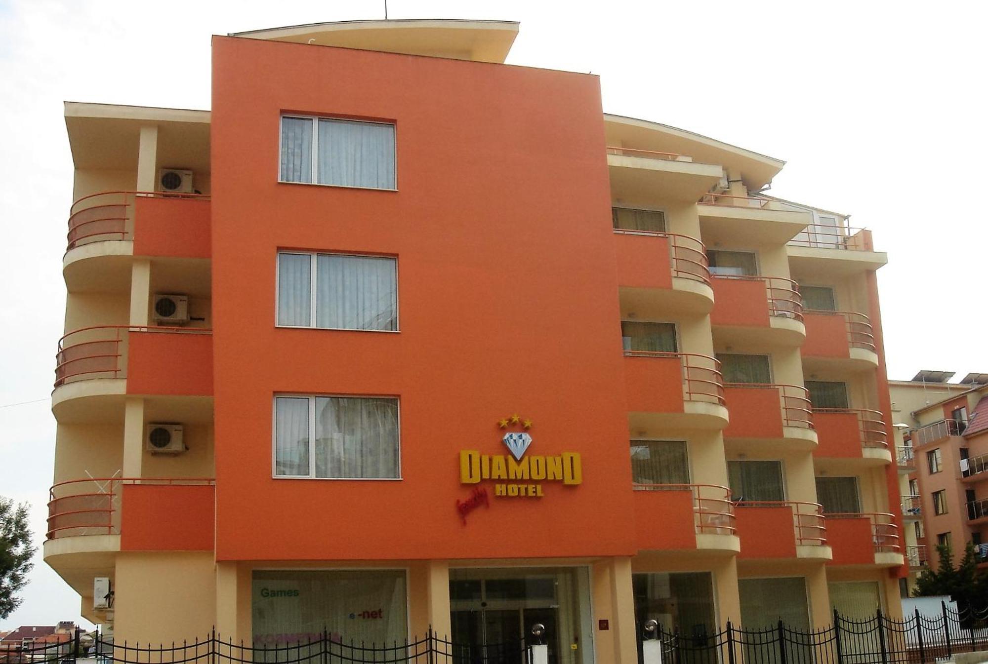 Diamond Hotel Primorsko Bagian luar foto